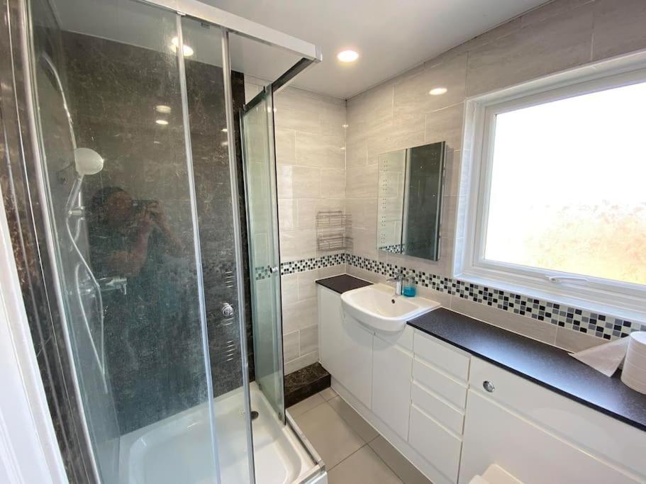Three Bedrooms House In Windsor Zewnętrze zdjęcie